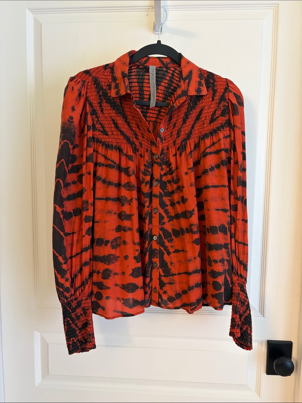 Raquel Allegra orange and Black Tie-Dye Smocked Button-Down Shirt